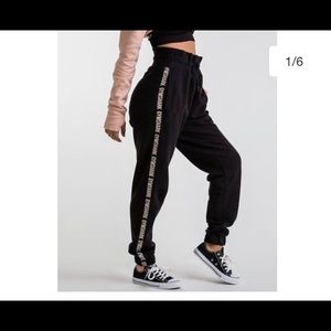 Gymshark Oversized joggers in black size small